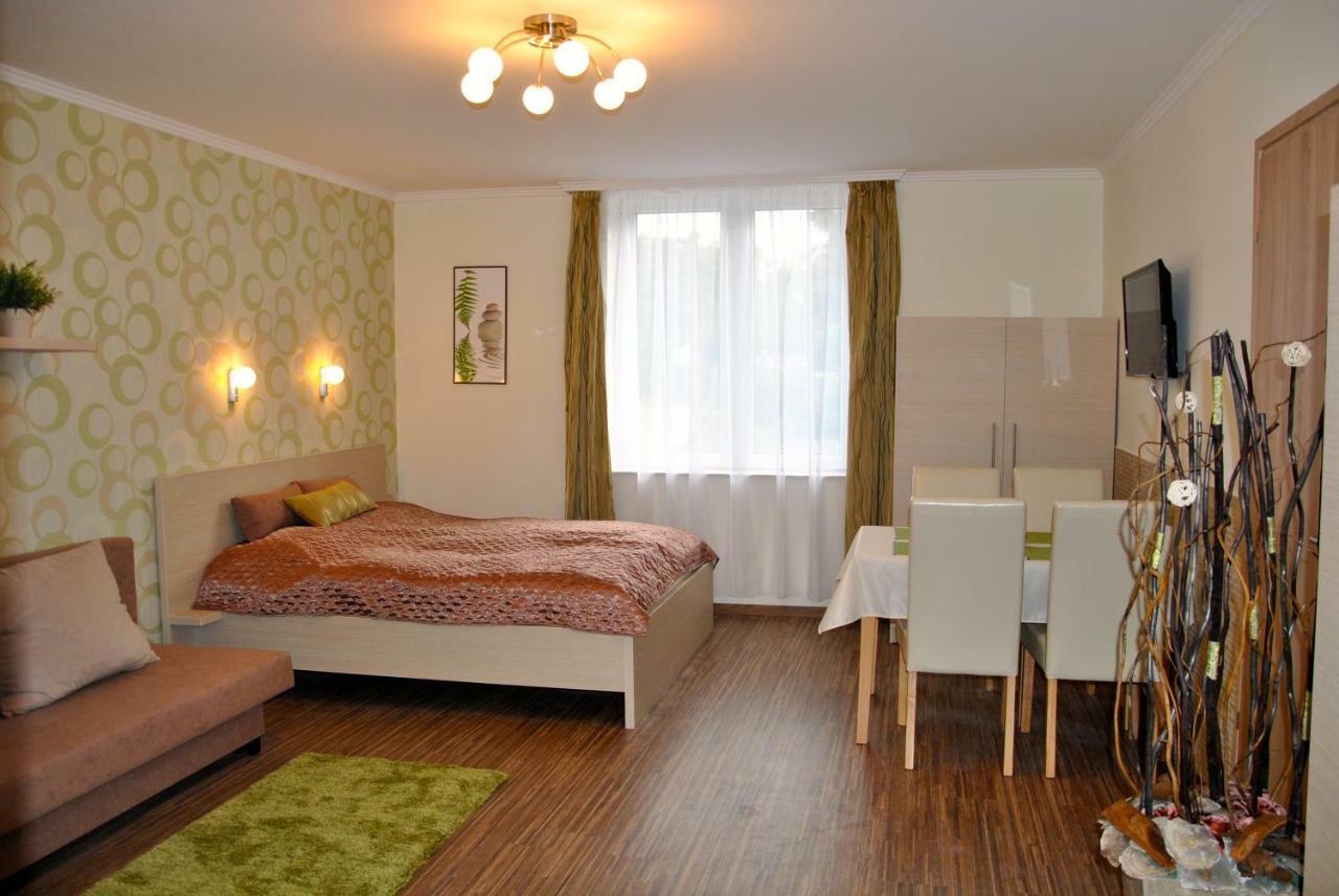 Gyula Var Premium Apartman Экстерьер фото