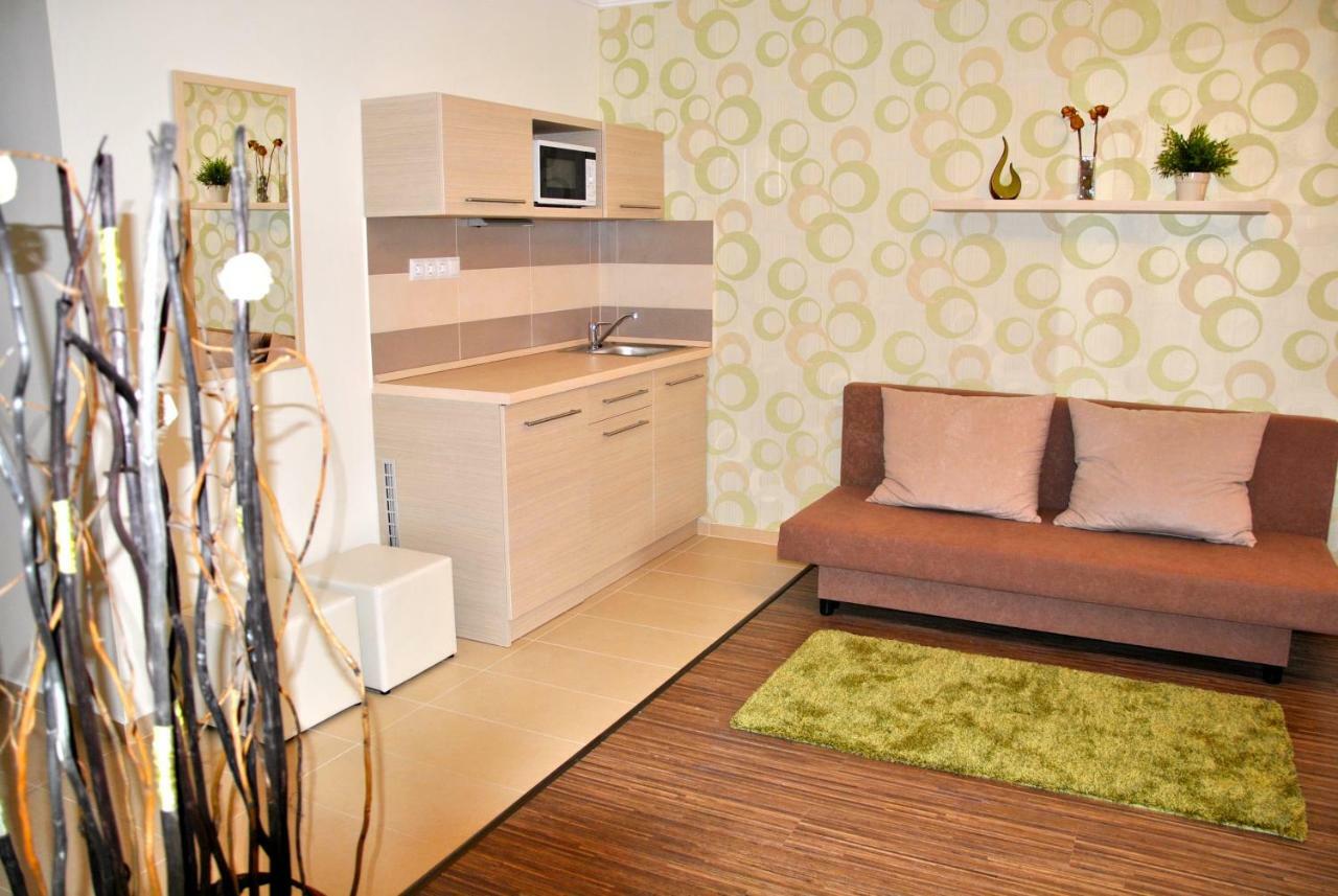 Gyula Var Premium Apartman Экстерьер фото