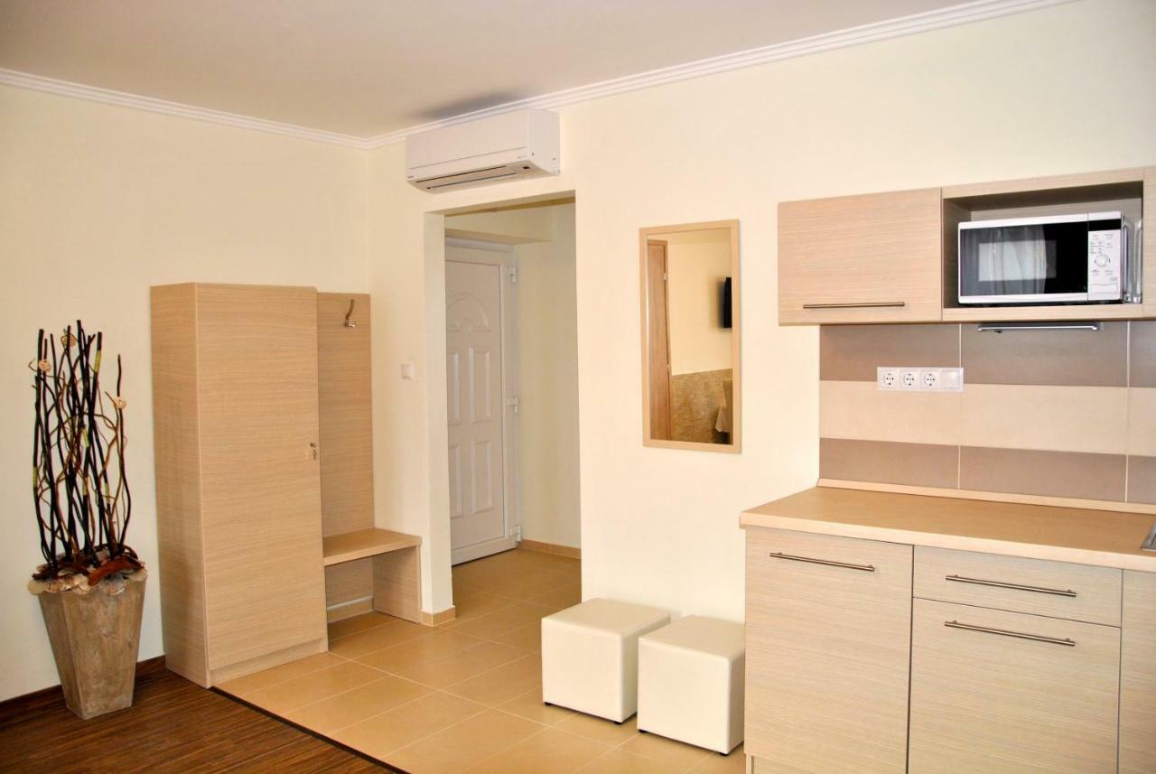 Gyula Var Premium Apartman Экстерьер фото